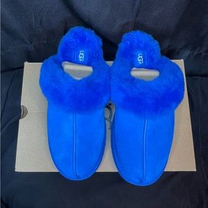 UGG Women's Blue Slippers